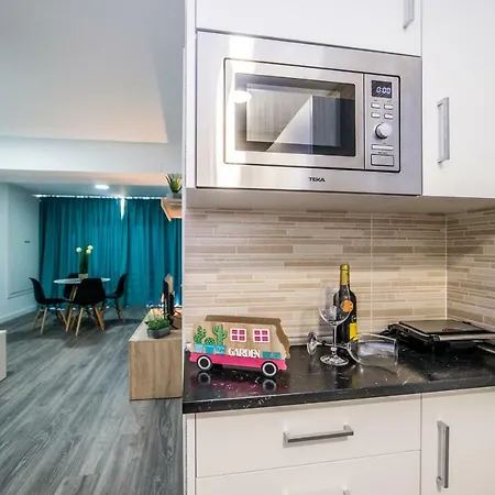 Moby Dick By Wt Benidorm